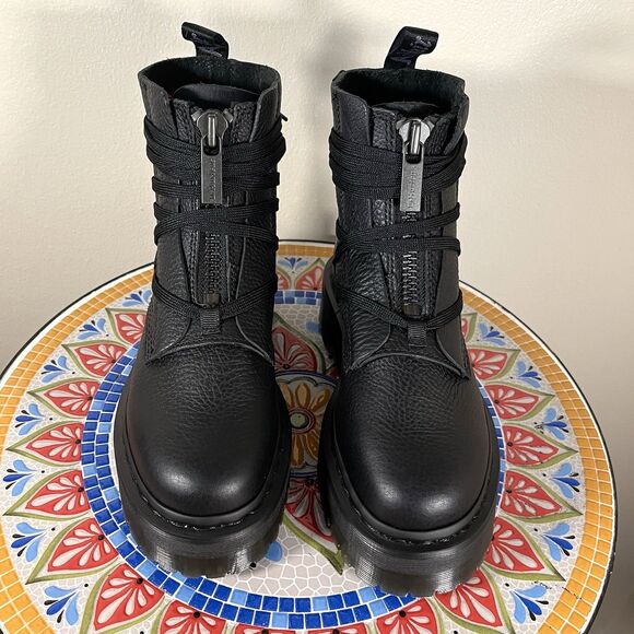 Dr Doc Martens Jarrick II Women's Sz 5 Mono Black Leather Platform Laced Boots - Picture 2 of 9